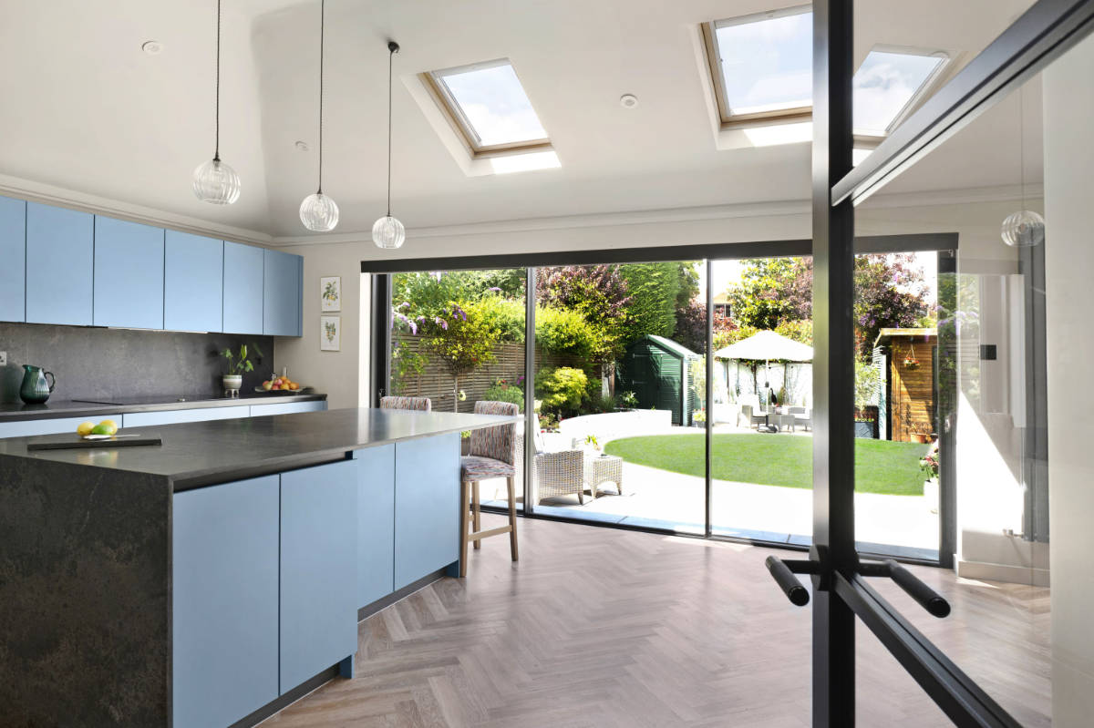 spacious-kitchen-glass-wall-skylights-new-malden.jpg